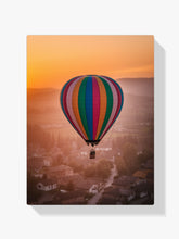 Diamond Painting - Grillige heteluchtballonnen boven een dorp