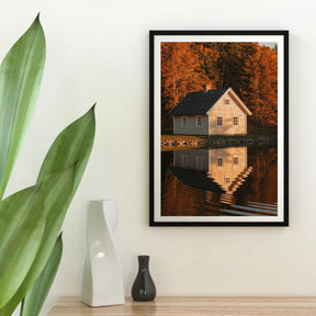 Diamond Painting - Huisje aan een meer met weerspiegelingen in het water